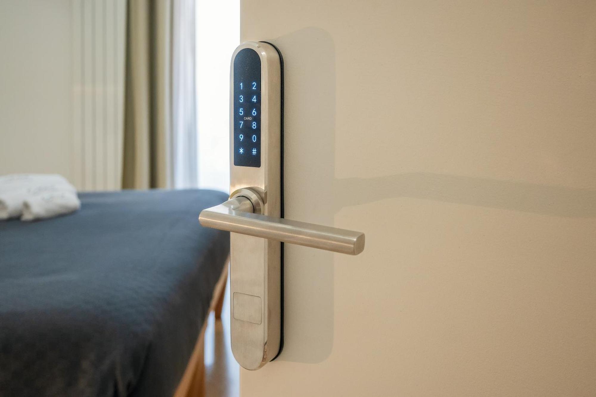 Ciccio Rooms And Breakfast - Self Check-In Palermo Exterior photo