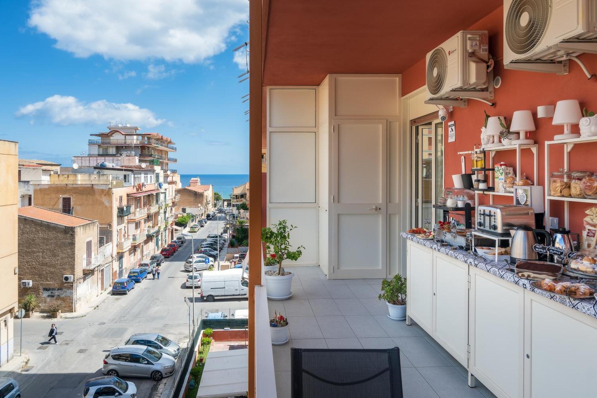 Ciccio Rooms And Breakfast - Self Check-In Palermo Exterior photo